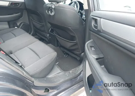 2015 Subaru Legacy 2.5I z USA, uszkodzony, nr VIN 4S3BNAA68F3056083